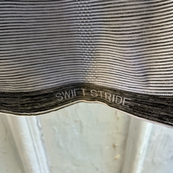 Lululemon swiftly black and white striped tank, size 2 - Picture 10 of 11